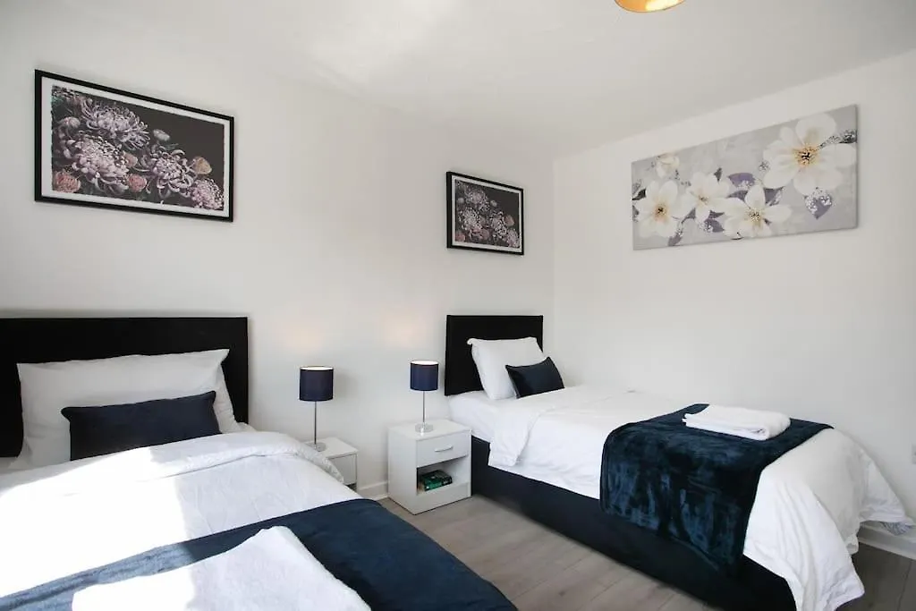 Casa de Férias Maltby House, Rotherham For Contractors & Families, Free Private Parking, Wifi Etc Reino Unido